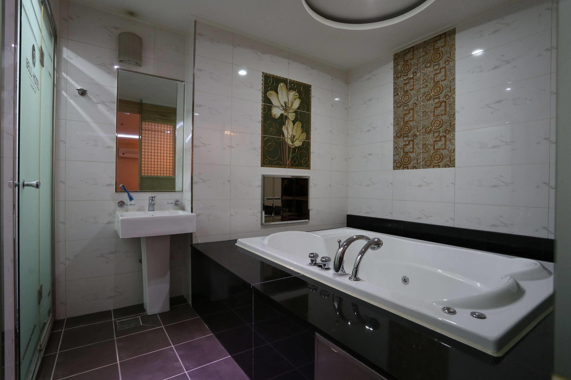 Bell Hotel Hwaseong Dış mekan fotoğraf